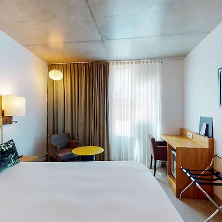 Mercure Centre Otel Puvatya