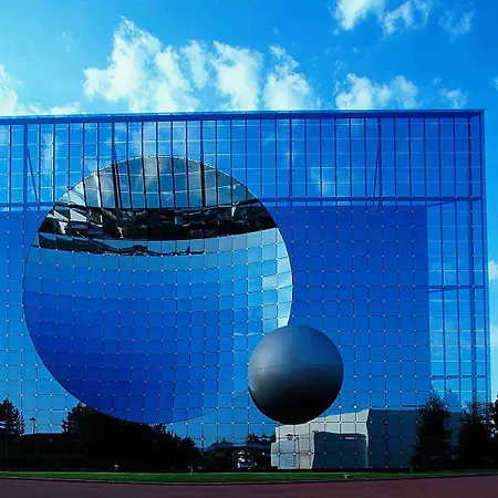 Mercure Centre מלון