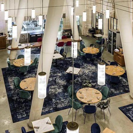 Mercure Centre 4*