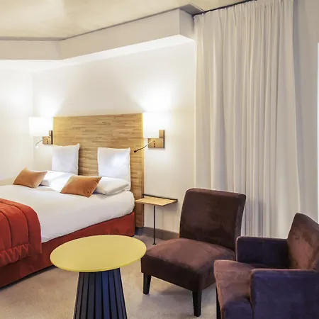 מלון Mercure Centre 4*