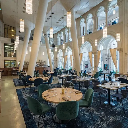 Mercure Centre Hotel 4*