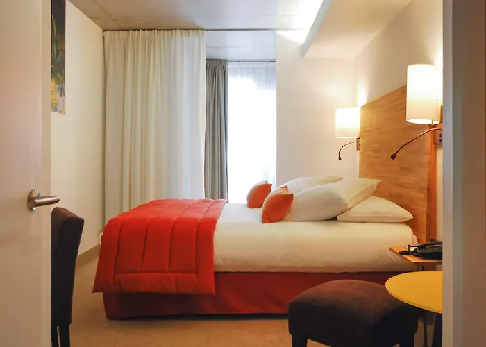 Mercure Centre Otel 4*