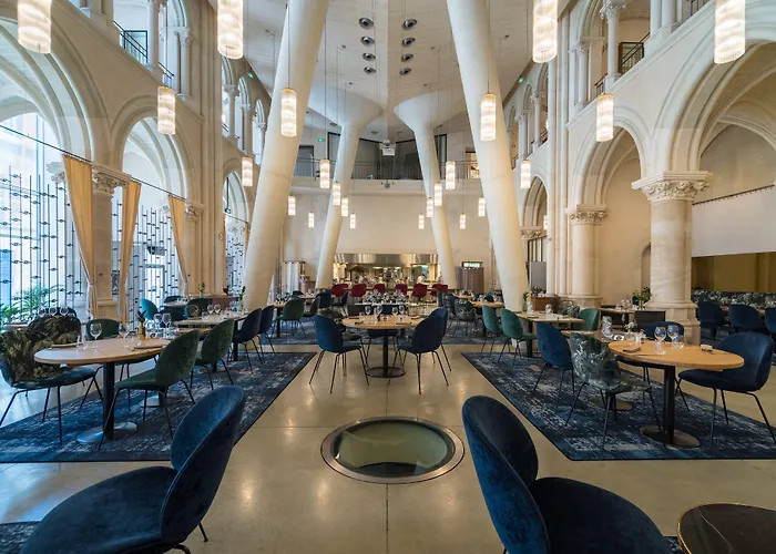 Mercure Centre Otel 4*