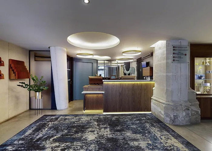 Mercure Centre מלון 4*