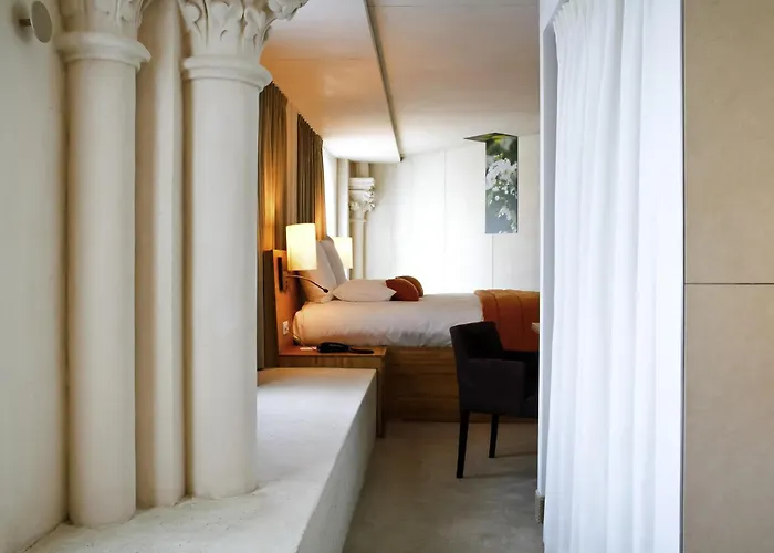 Mercure Centre מלון